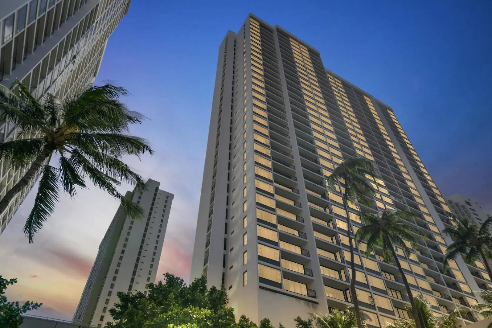 Light & Airy 8Th Floor Ocean View Condo With Lanai Condo Honolulu Appartement