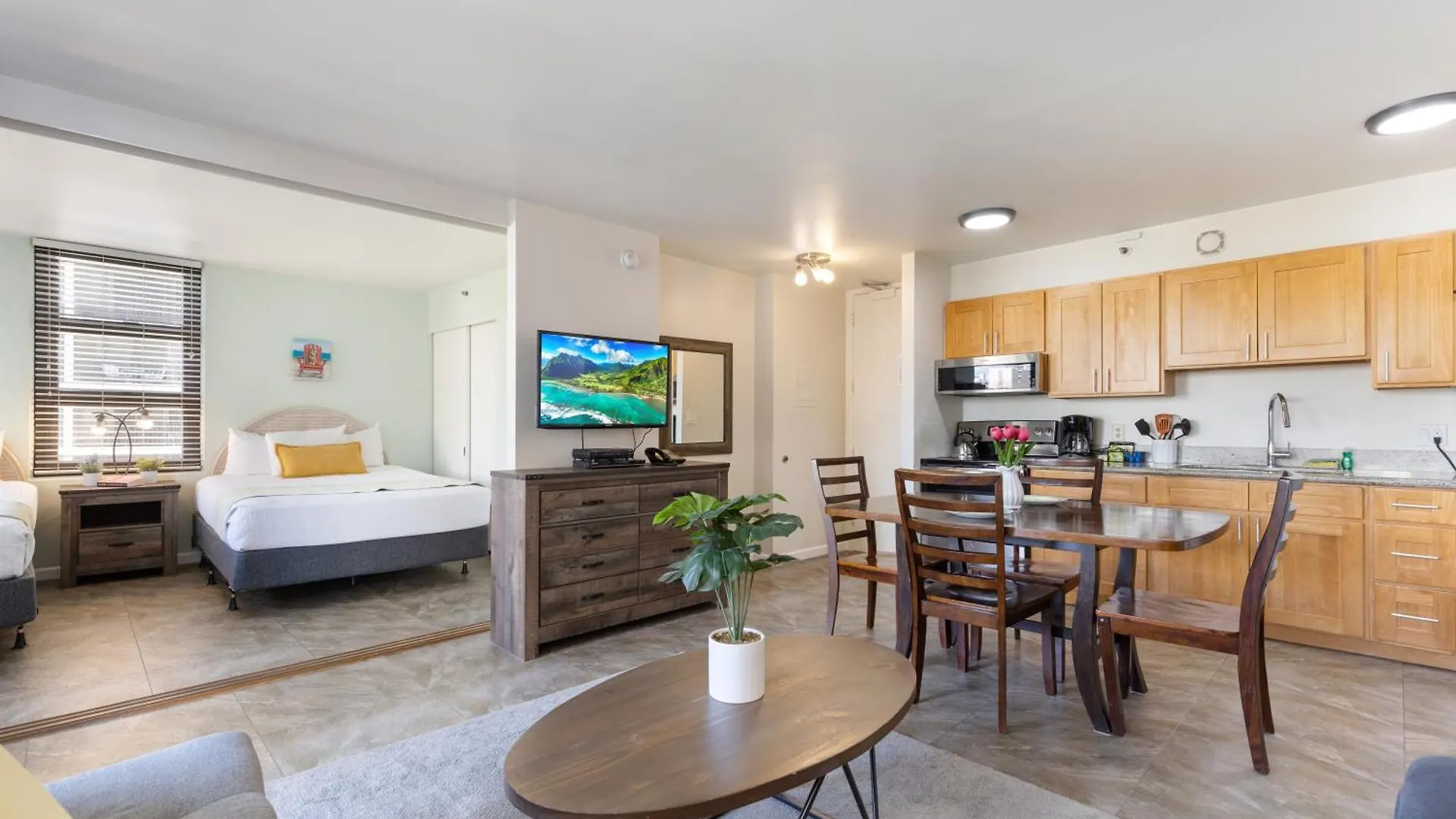 Light & Airy 8Th Floor Ocean View Condo With Lanai Condo Honolulu États-Unis
